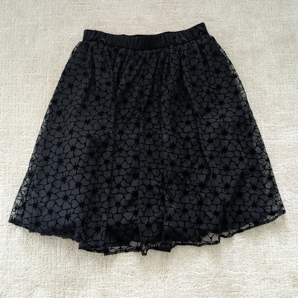 Draper James RSVP black floral skirt